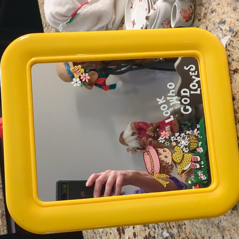 Girls mirror